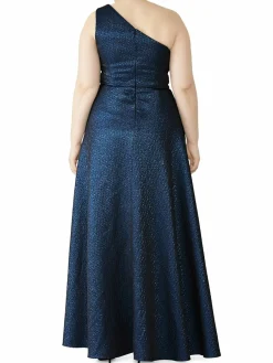 Women Monique Lhuillier Odyssey Textured Pleated Gown