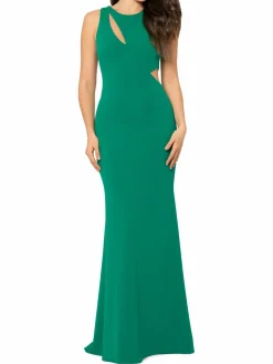 Women Betsy & Adam Sleeveless Cutout Gown