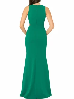Women Betsy & Adam Sleeveless Cutout Gown